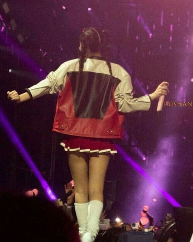 BORN PINK JENNIE KIM OVERSIZED LEATHER JACKET