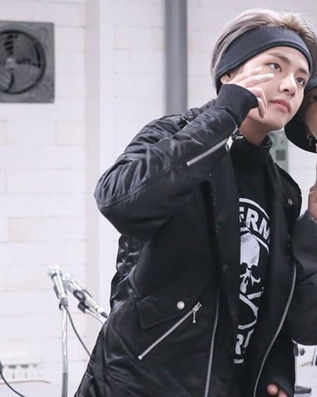 BTS Kim Teahyung V Mic Drop Jacket