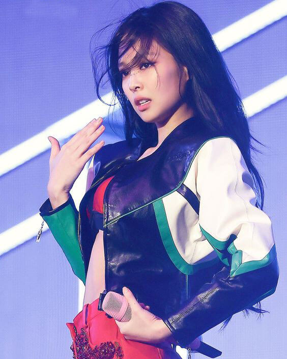 Blackpink Jennie Cropped Leather Jacket