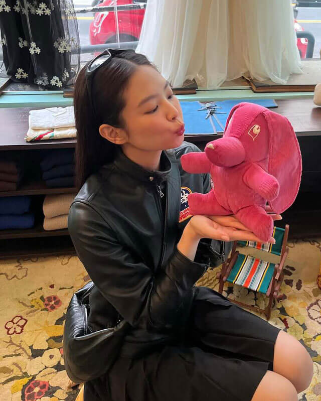 Blackpink Jennie Embroidered Patches Jacket