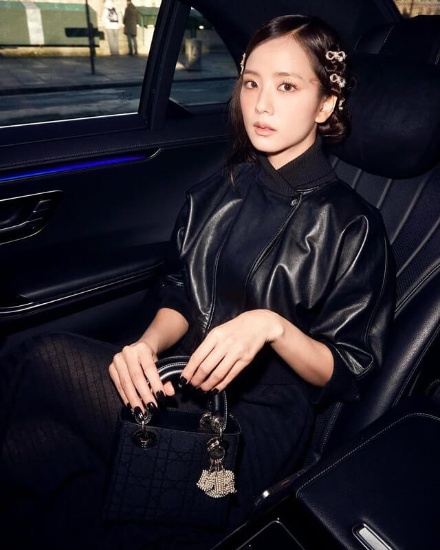Blackpink Jisoo Cropped Leather Jacket