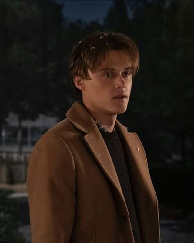 Conrad Fisher The Summer I Turned Pretty Brown Coat S03