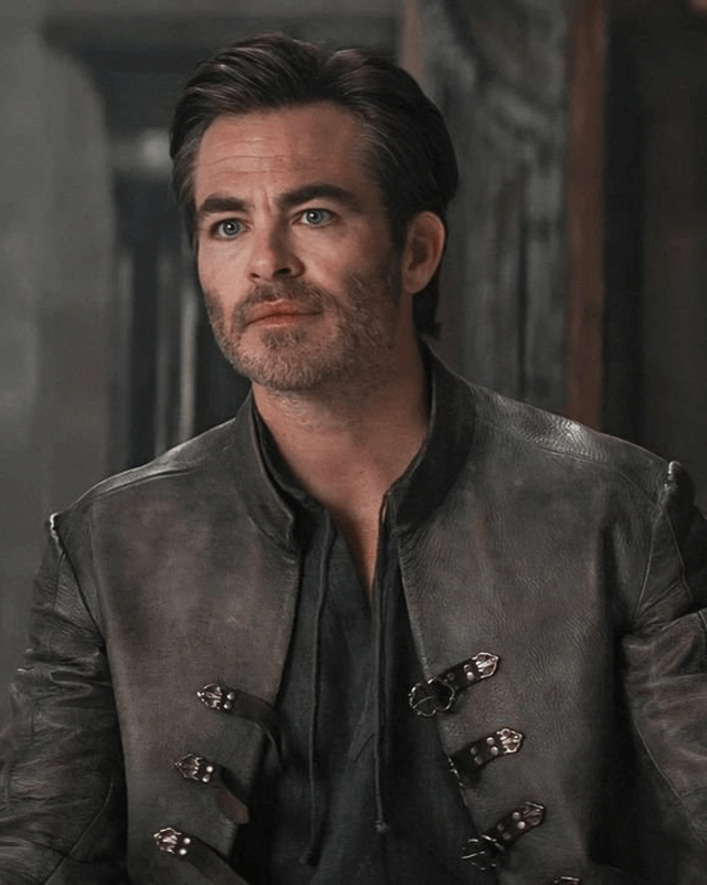 Edgin Darvis D And D Chris Pine Gray Coat