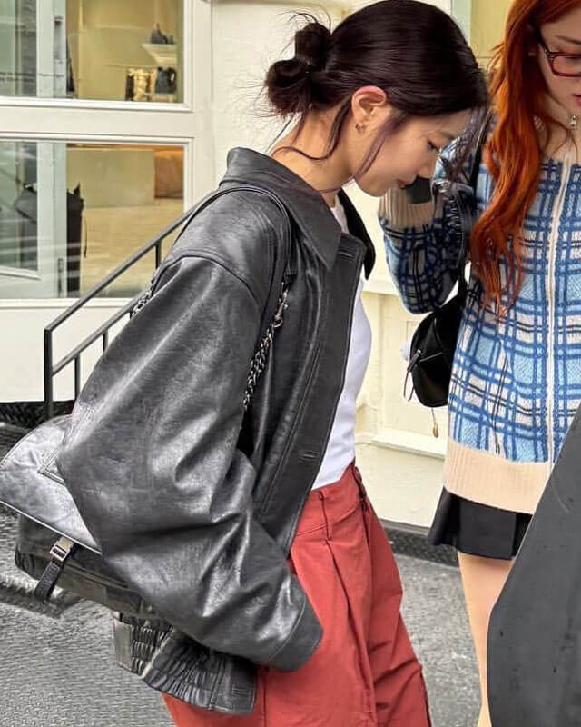 Kazuha Le Sserafim Oversized Bomber Leather Jacket