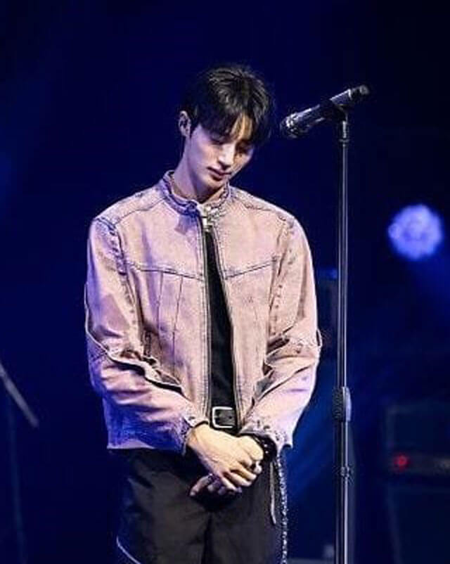 Byeon Woo-seok Jacket Lovely Runner