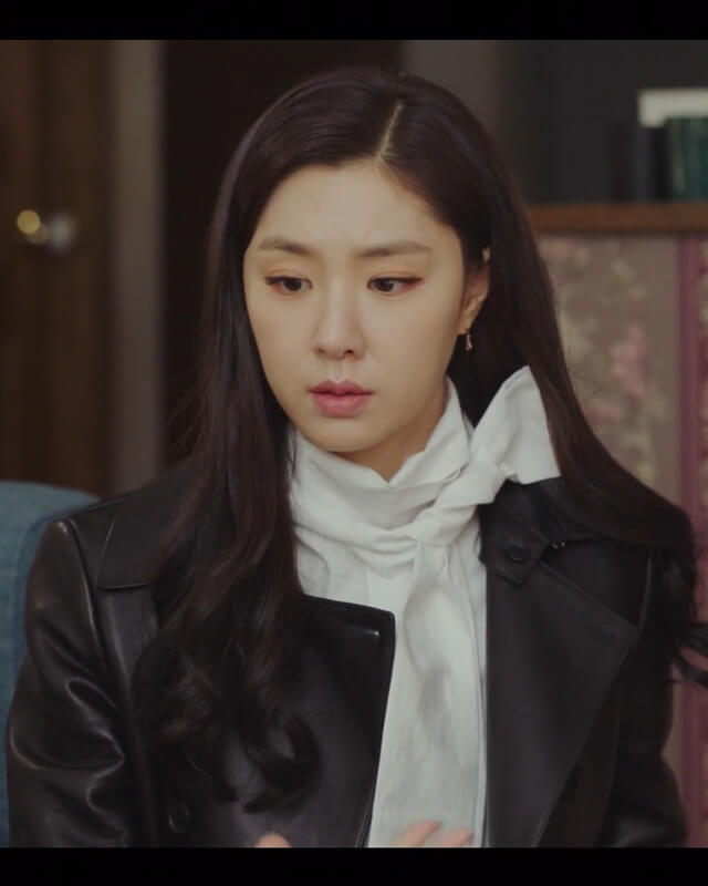 Seo Dan Crash Landing On You Black Coat