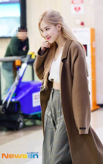 Blackpink Rose Airport Brown Wool Coat