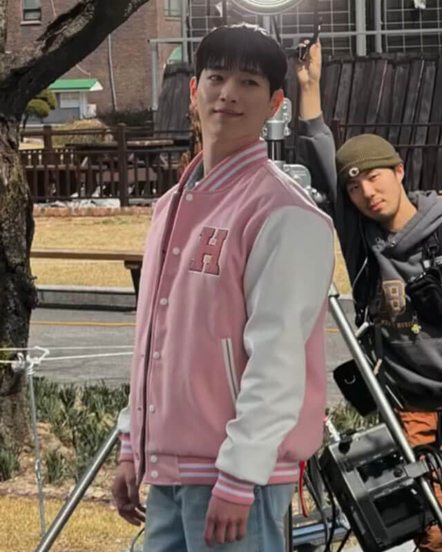 Boyfriend on Demand Jisoo Varsity Jacket – AlexGear