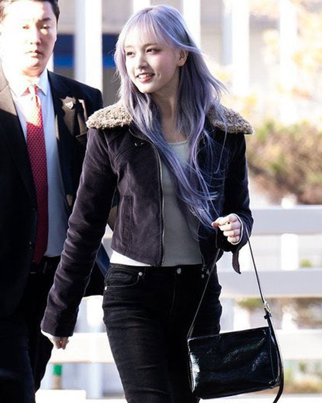 IVE Liz Black Fur Collar Suede Cropped Jacket