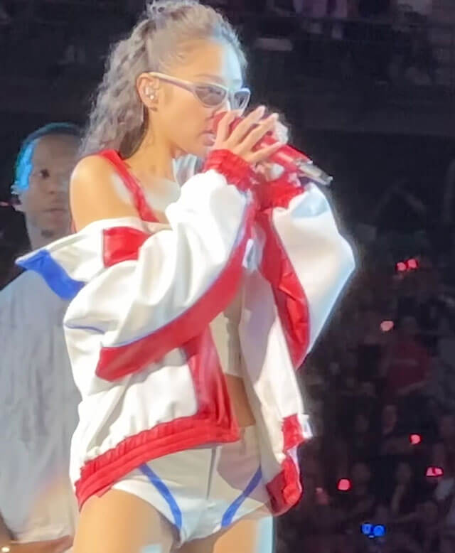 Jennie Blackpink World Oversized Leather Jacket