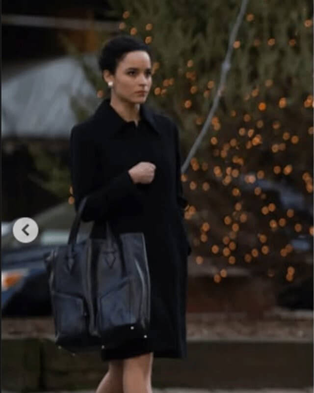 Succession Jess Jordan Black Coat S04