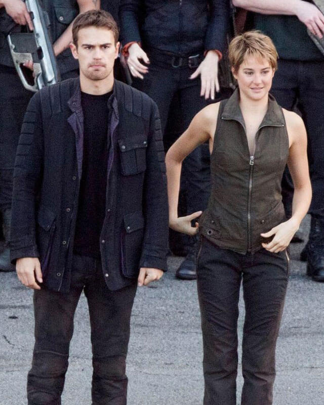 Tris The Divergent Insurgent Vest